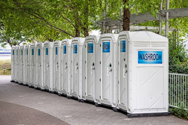 Portable Toilet Options We Offer in Silvis, IL
